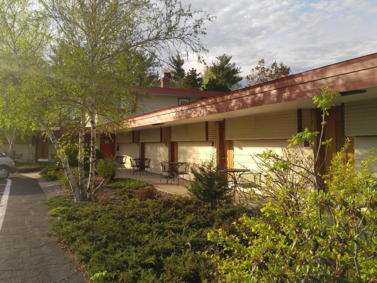 The Usonian Inn Llc Spring Green Zewnętrze zdjęcie