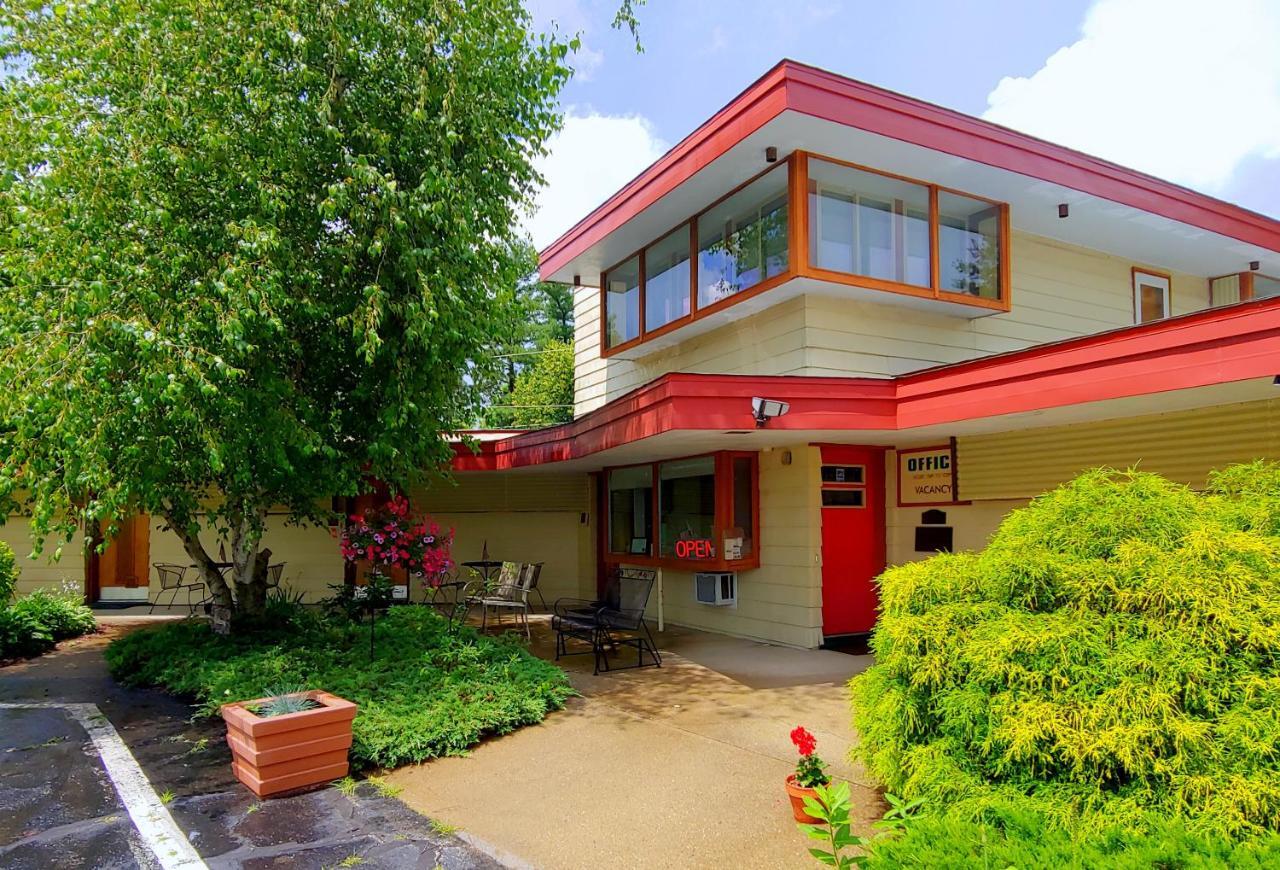 The Usonian Inn Llc Spring Green Zewnętrze zdjęcie