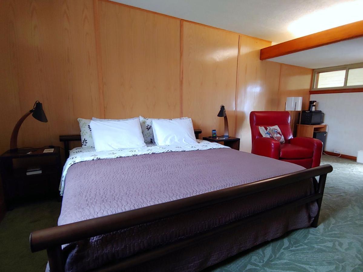 The Usonian Inn Llc Spring Green Zewnętrze zdjęcie